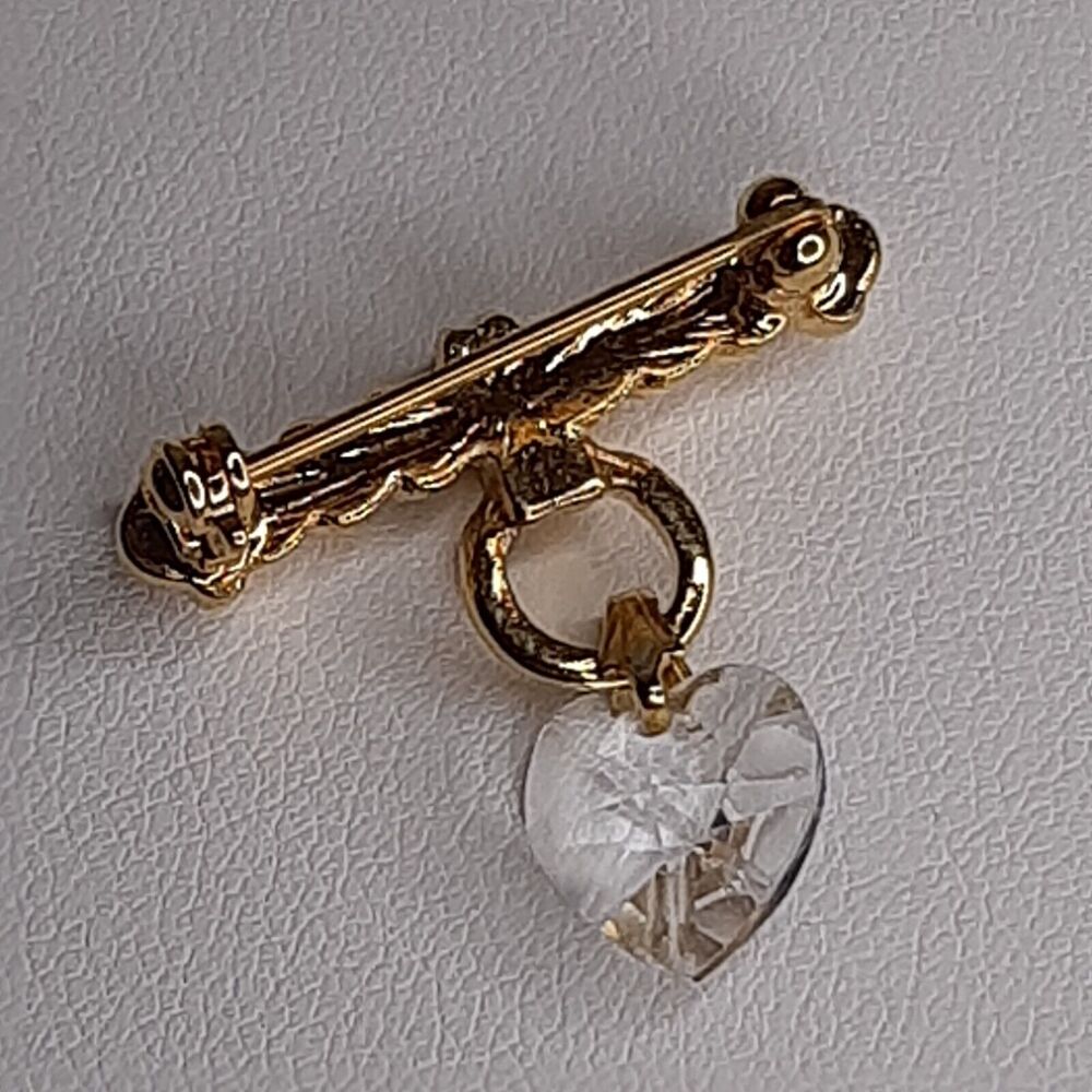 Princess House Gold-Tone Bar Brooch with Small Crystal Heart Dangle - Picture 7 of 8